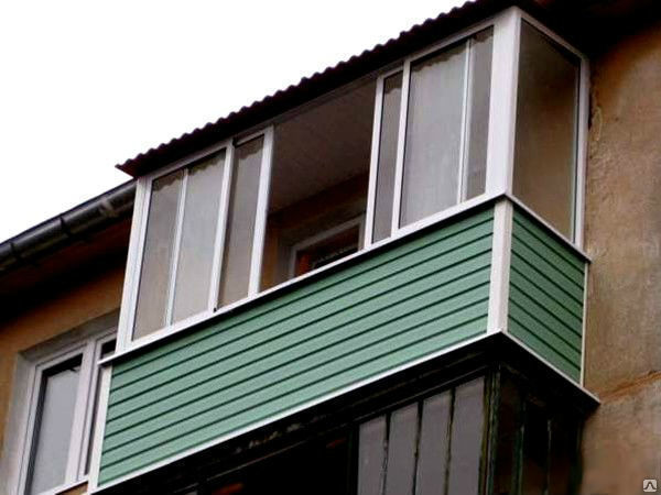 В оренбурге 50-летняя женщина упала с пятого этажа и осталас.